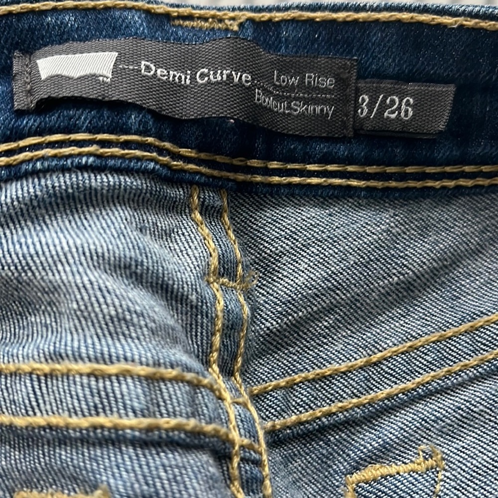 Levi’s Demi curve low rise bootcut skinny jeans